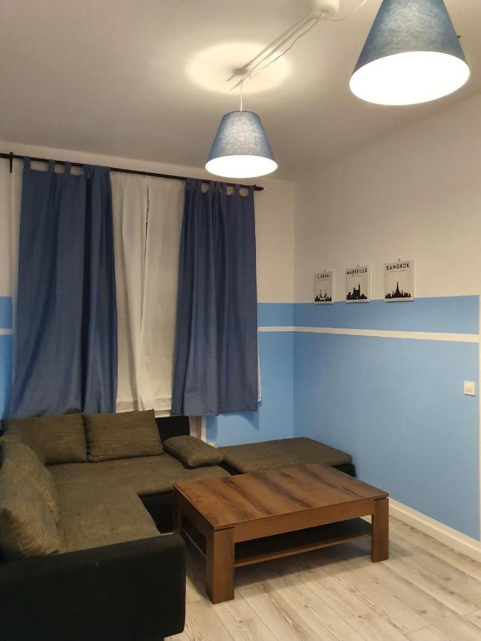 Central Lichtenberger Apartment For 6 People Berlin Ngoại thất bức ảnh