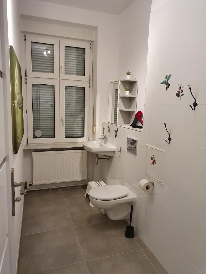 Central Lichtenberger Apartment For 6 People Berlin Ngoại thất bức ảnh